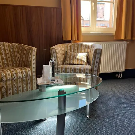 Maxi 3* Uherské Hradiště